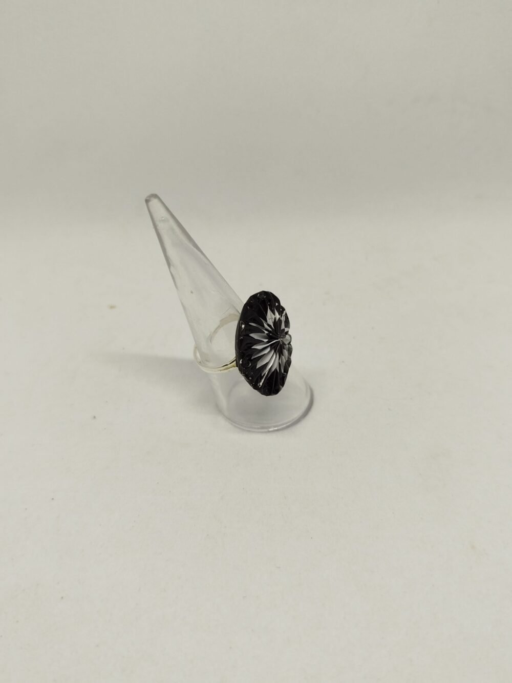Bague en capsules de café noir