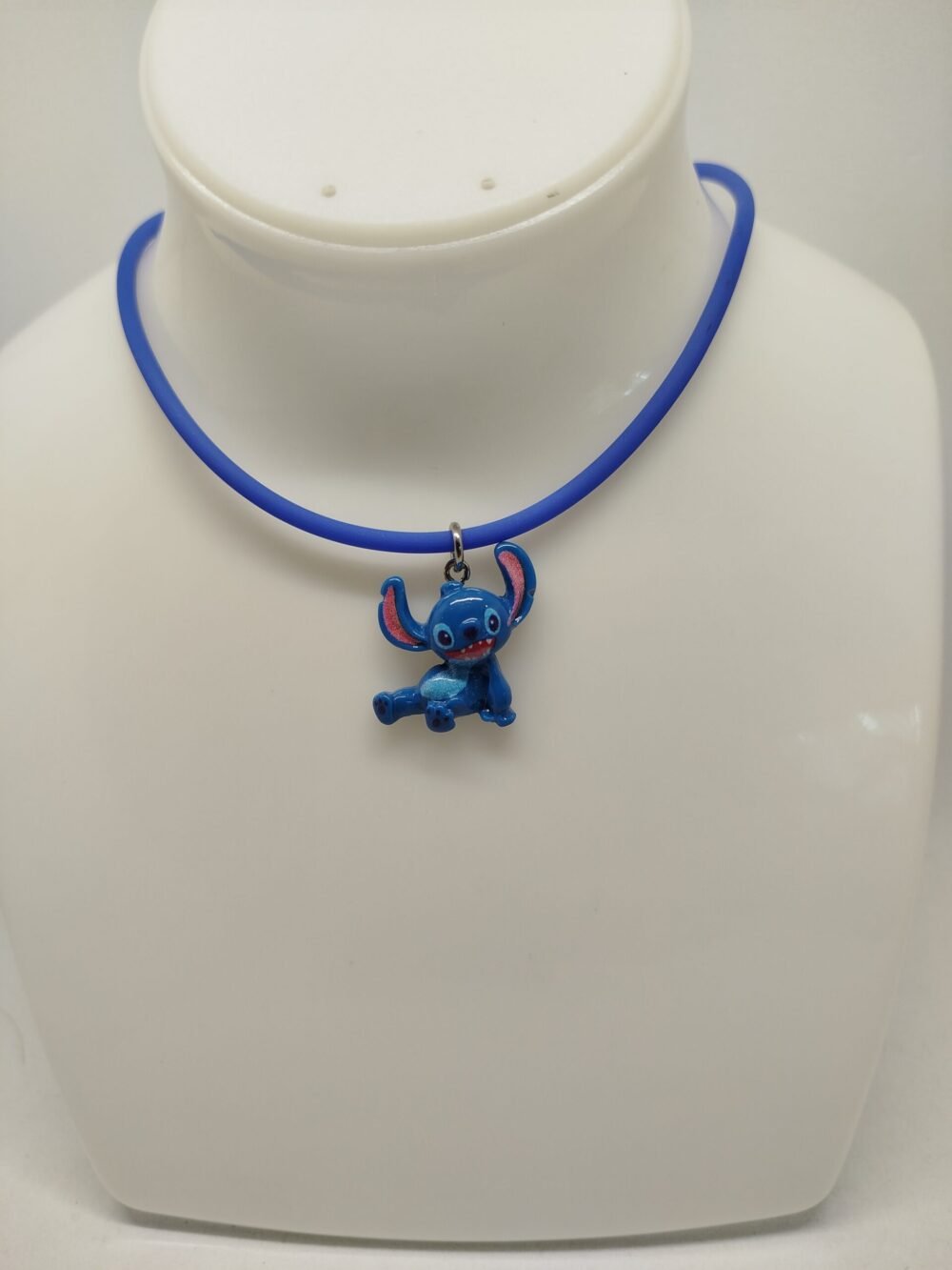 colliers enfant avec figurine stitch