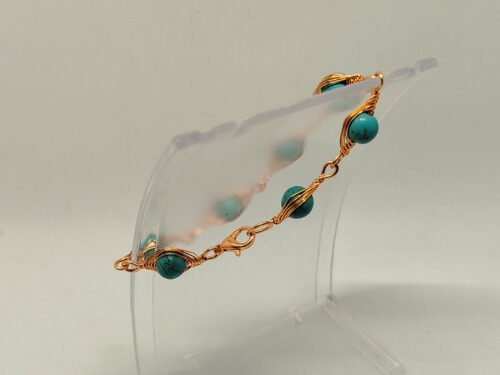 bracelet femme avec pierres turquoise entourées de fil de cuivre couleur cuivré bijou fait main mypearls jewelery_edited bracelet-femme-avec-pierres-turquoise-entourees-de-fil-de-cuivre-couleur-cuivre-fermoir mousqueton