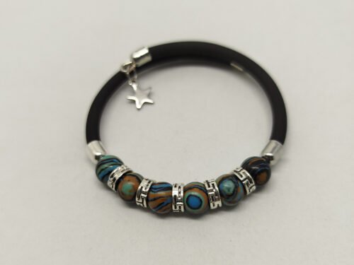 bracelet-homme-soigneusement-confectionne-avec-6-belles-pierres-malachites-bleues-monte-sur-un-cercle-en-acier-a-memoire-de-forme-avec-caoutchouc-noir