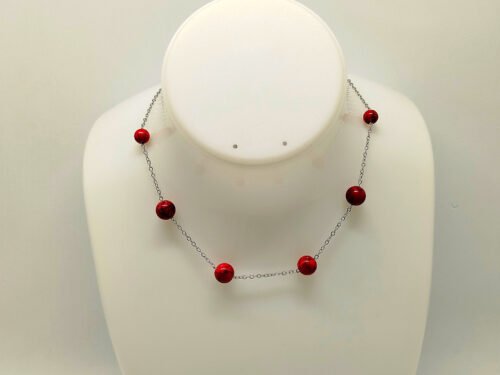collier chaîne argenté en acier avec 6 pierres howlite rouge création fait main mypearls jewelery_edited collier-chaine-argente-en-acier-avec-6-pierres-howlite-rouge-fermoir-mousqueton-