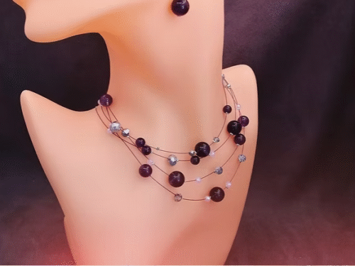 parure pierres améthyste collier en pierres améthyste sur plusieurs câbles à bijoux