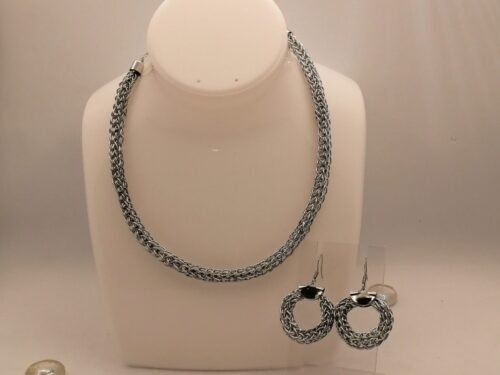 tricot-viking-parure-argente-fil-aluminium-fait-main-