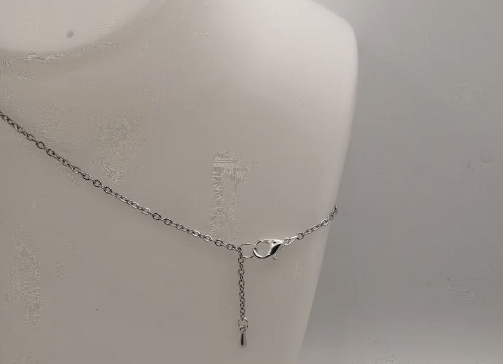 Collier Infini Élégant avec Strass