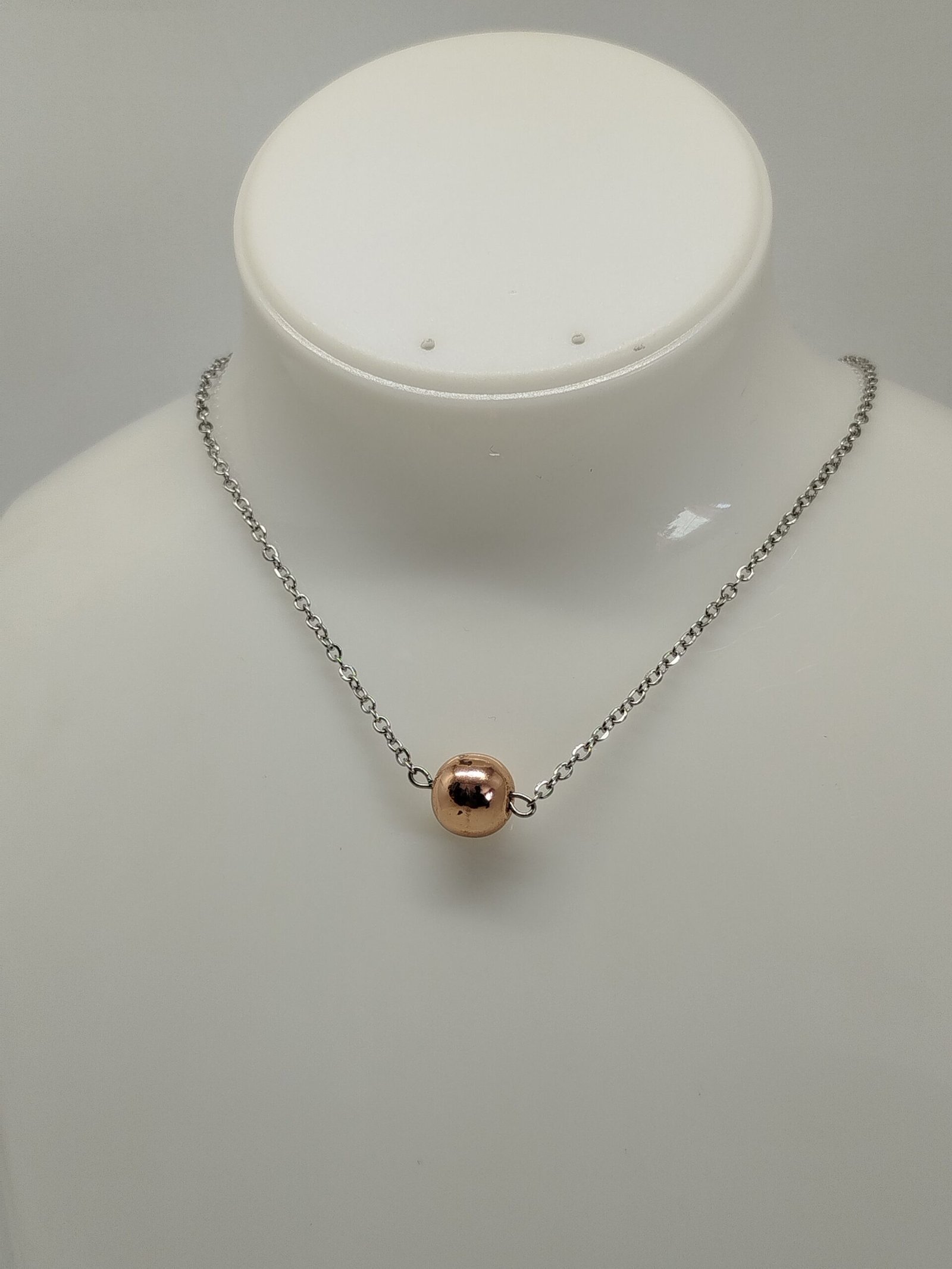 collier en acier et pierre naturelle hématite doré