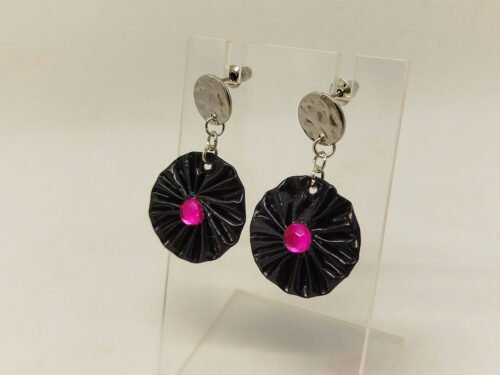 boucles d'oreilles en capsules de café noir avec petit strass au centre clous d'oreilles ronds en acier