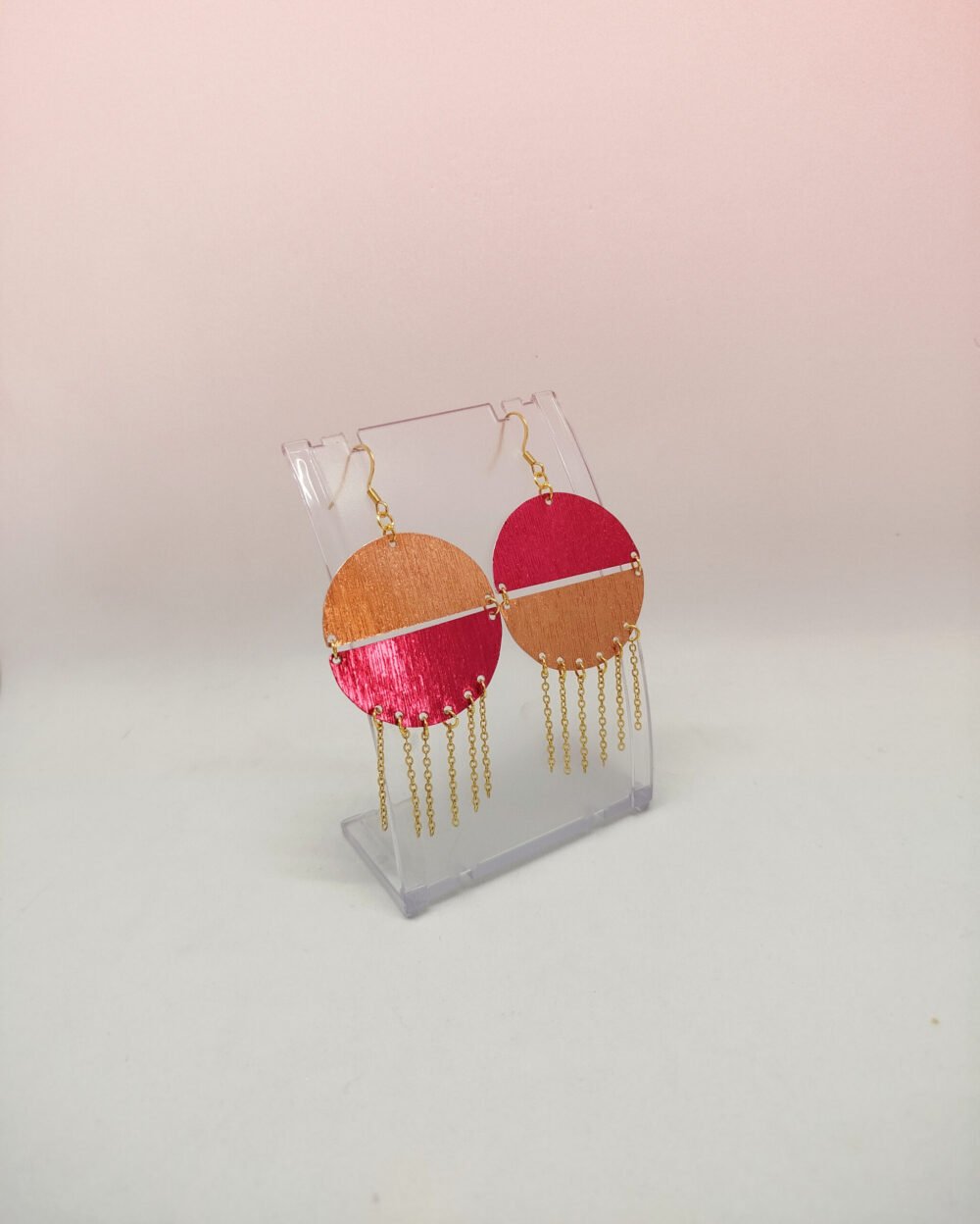 boucles d'oreilles en fil aluminium plat strié rouge bijoux fait main