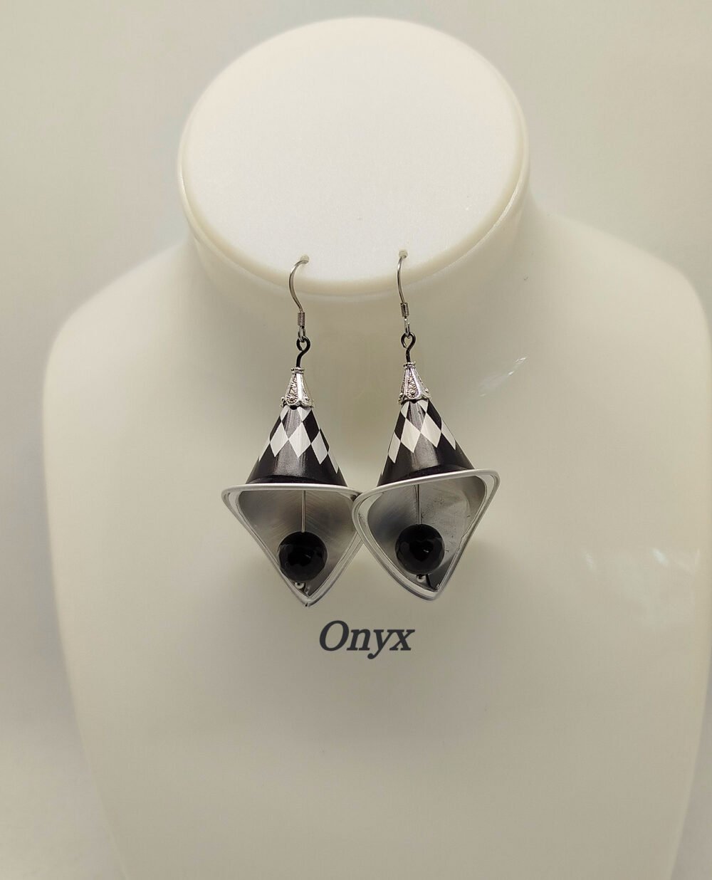 boucles d'oreilles en forme de clochette créées en capsules de café noirs clous d'oreilles en acier