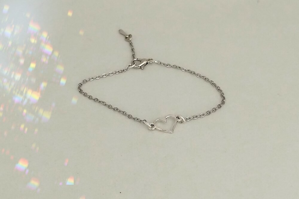 bracelet cœur en acier inoxydable argenté bijou fait main
