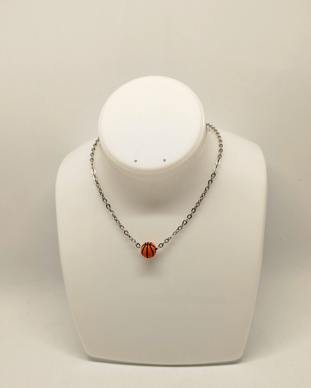 collier enfant à maillons et breloque sport bijou fait main