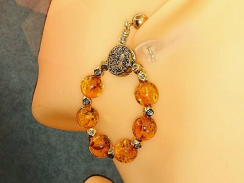 créoles en ambre bijou fait main créoles en ambre bijou fait main