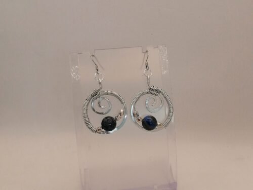 créoles avec pierre naturelle lapis lazuli bijoux faits main