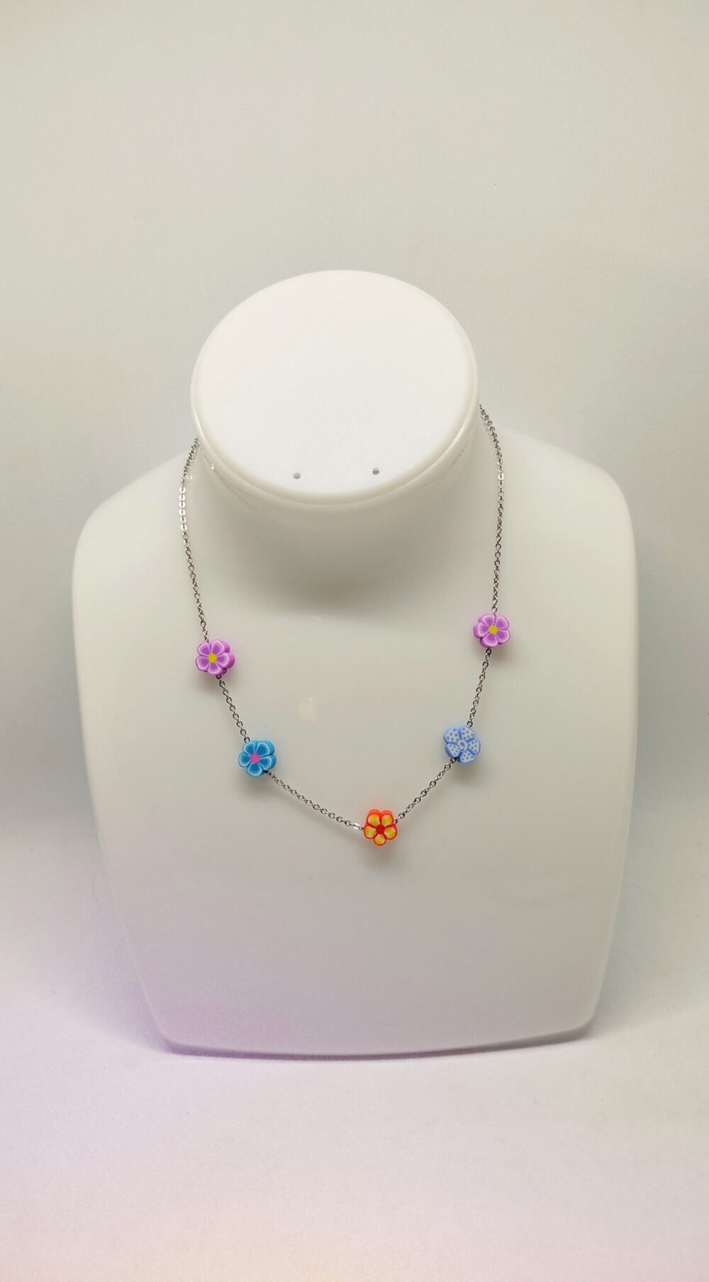 Collier en Acier Inoxydable et Fleurs Colorées