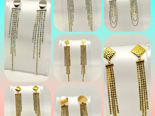 plusieurs boucles d'oreilles créées avec des lanières de strass sur clou d'oreilles en acier