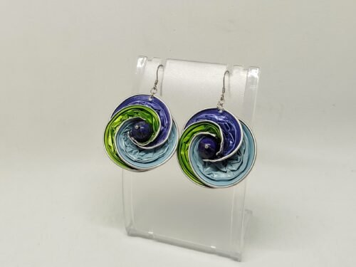 boucles d'oreilles écoresponsable en capsules de café et pierre lapis lazuli fixé au centre