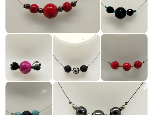 plusieurs superbes Colliers en Pierres Naturelles