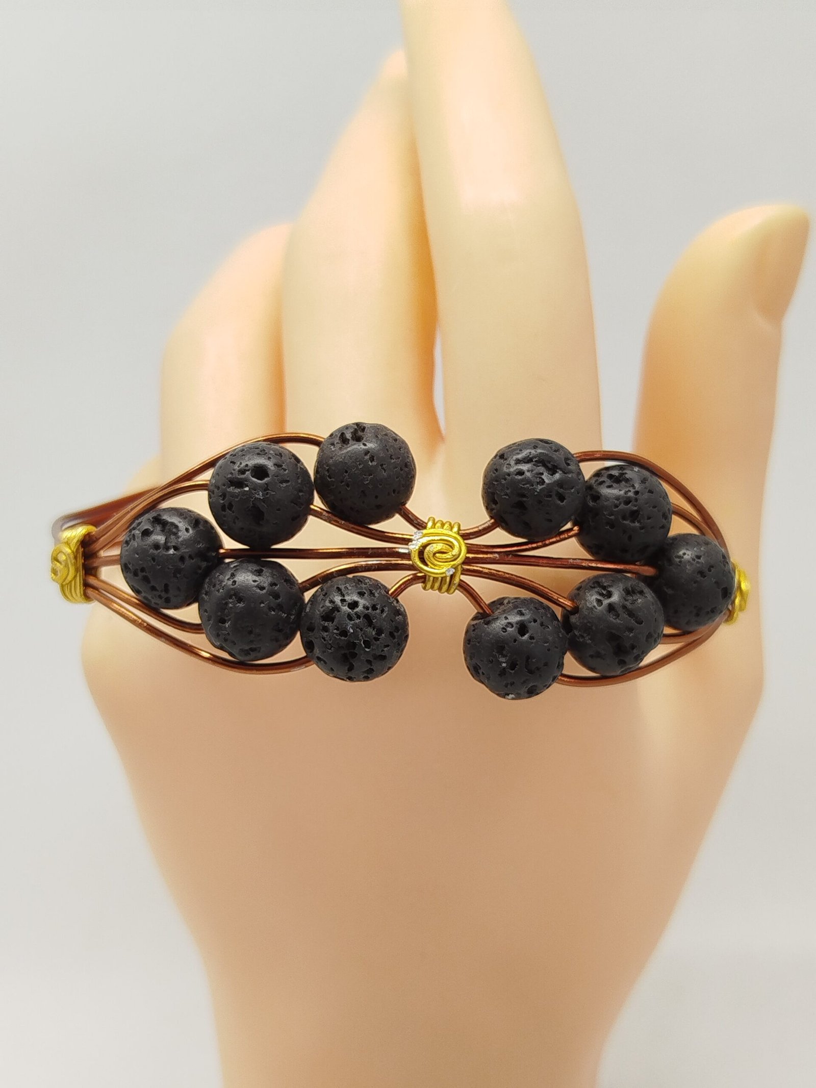 Bracelet Tressé avec Pierres Naturelles de lave