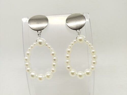 créoles en perles nacrées