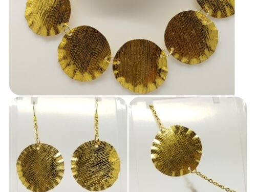 Ensemble intemporel de bijoux artisanaux,