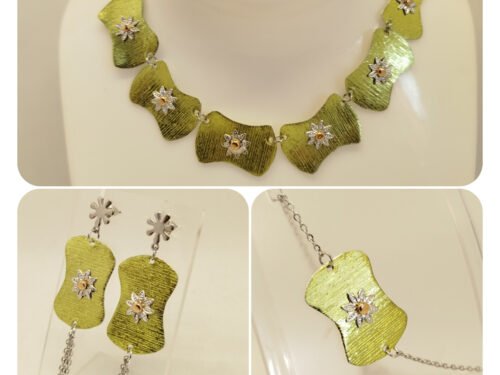 Parure faite main en aluminium vert pomme et acier argenté.