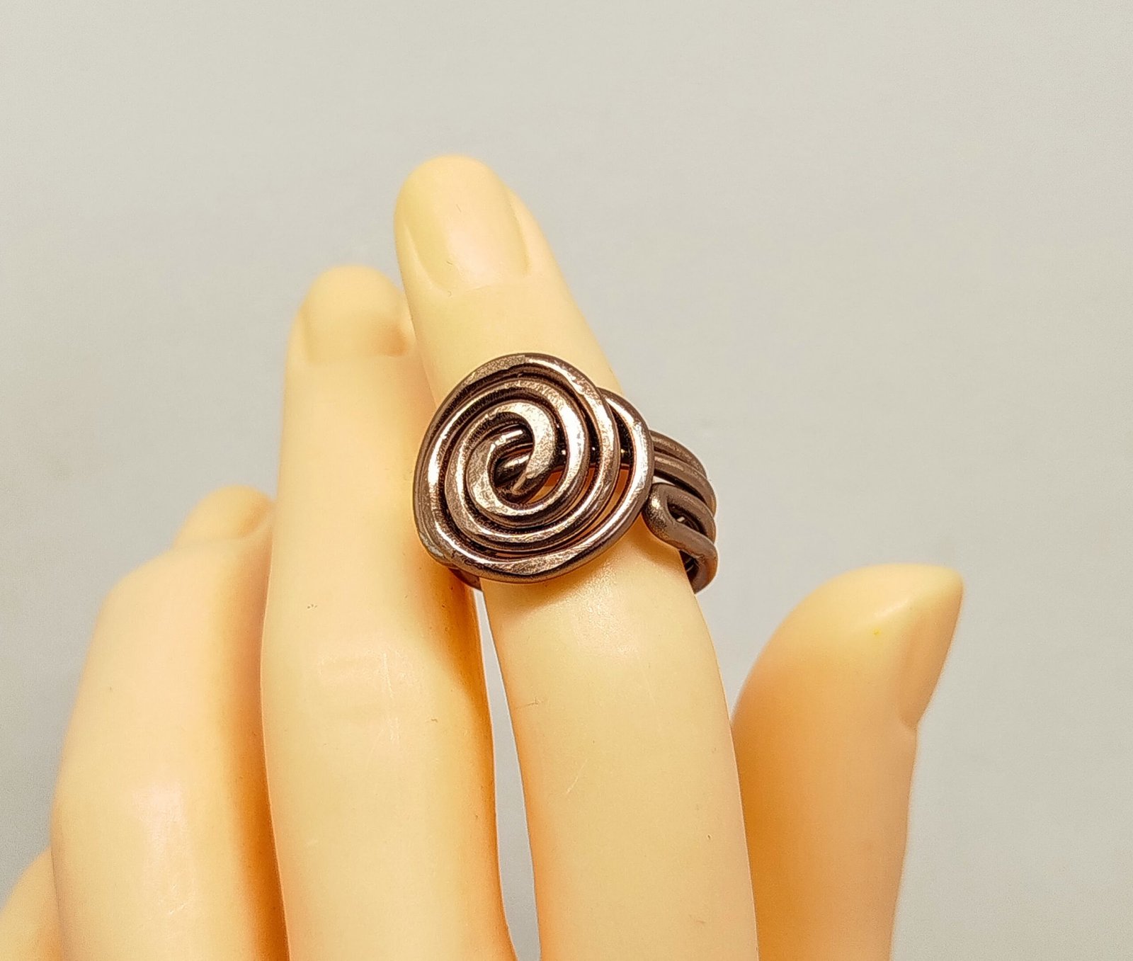 bague en spirale marron