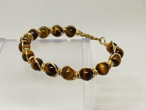 bracelet en pierres œil de tigre et fil aluminium doré