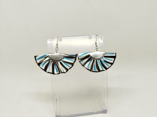 Boucles d’oreilles éventail colorées bleu noir Boucles d’oreilles éventail colorées bleu noir