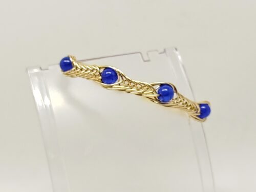 bracelet unique en pierres naturelles calcédoine