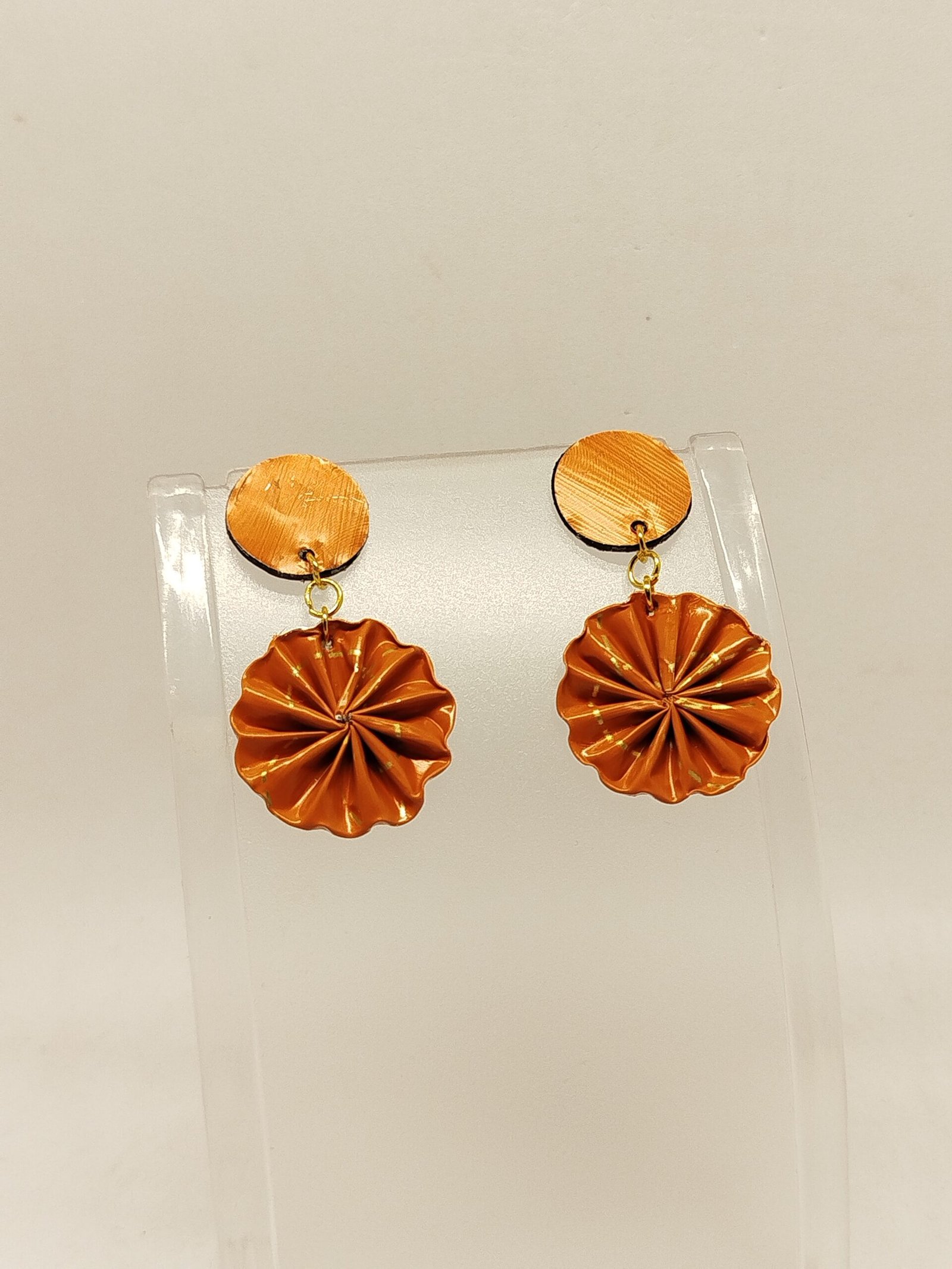 Clous d'oreilles en Capsules de Café saumon